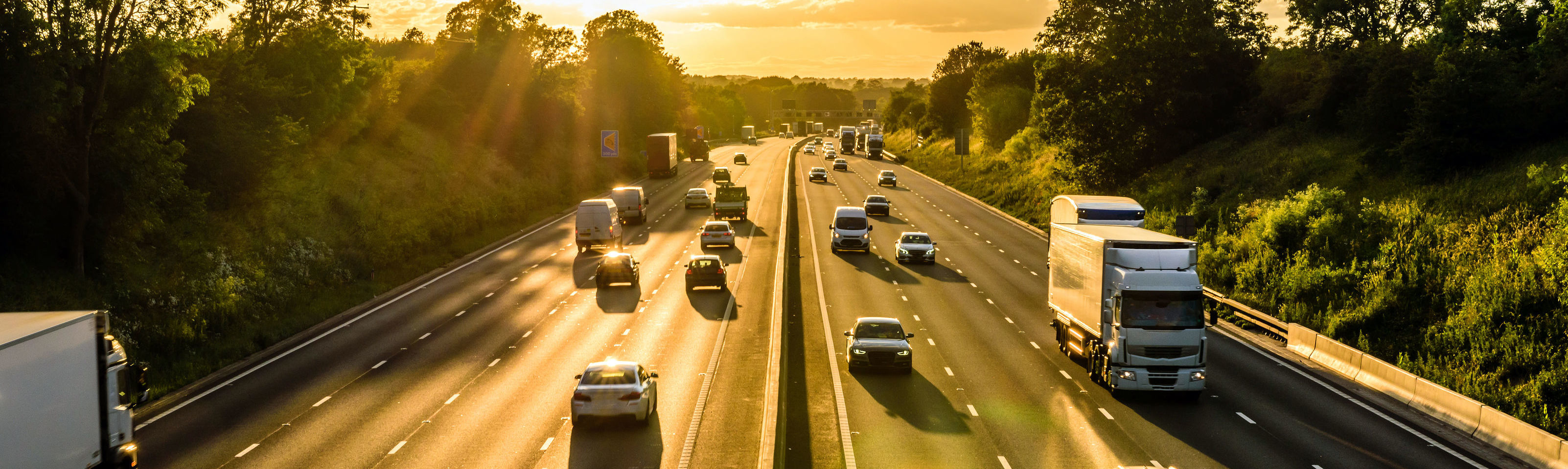 Top 5 driving tips if you’re visiting the UK