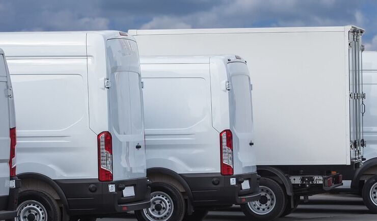 Our top 4 safety tips for driving a minibus