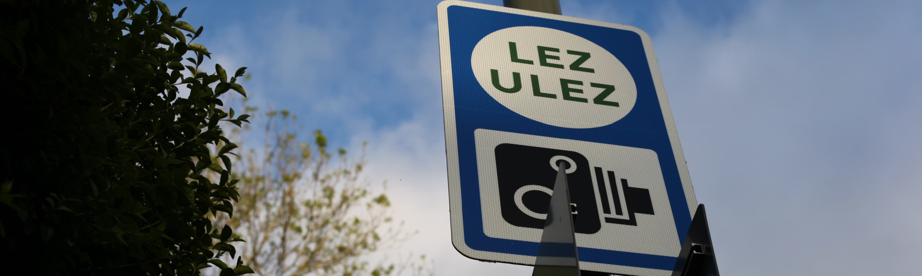 Can I drive a rented car through the ULEZ?