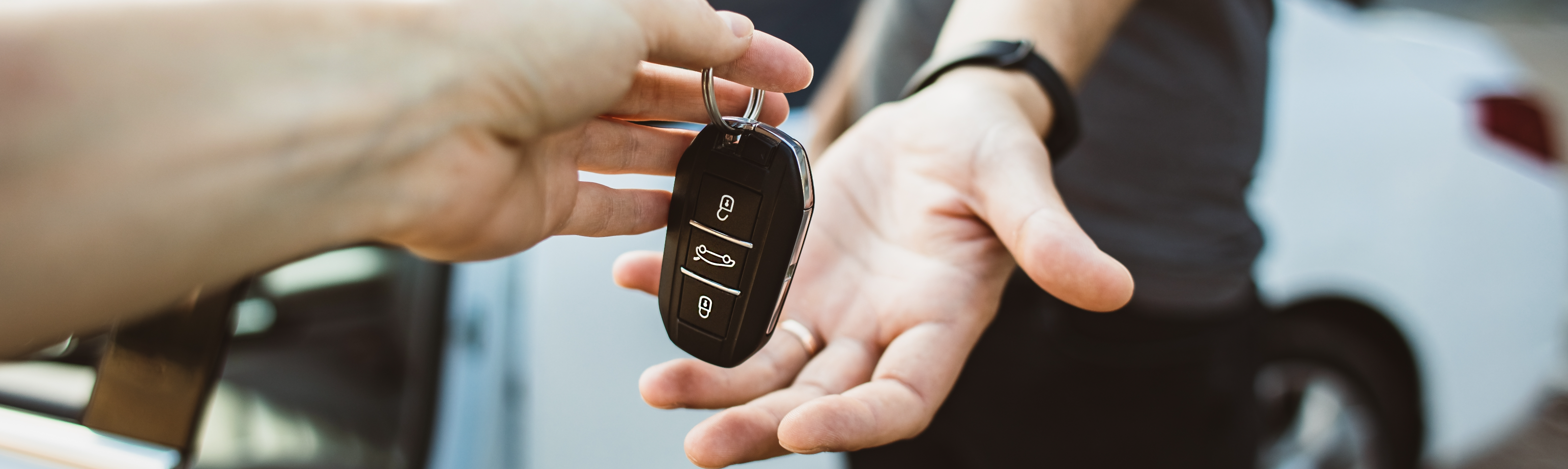 5 everyday problems our daily car hire service quietly solves